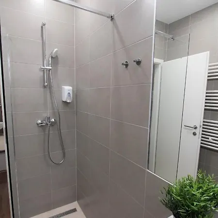 4Trees Airport Apartments Velika Gorica Exterior foto