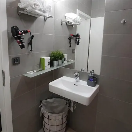 4Trees Airport Apartments Velika Gorica Exterior foto