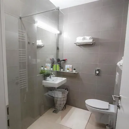 4Trees Airport Apartments Velika Gorica Exterior foto