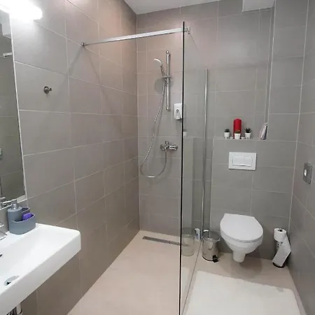 4Trees Airport Apartments Velika Gorica Exterior foto