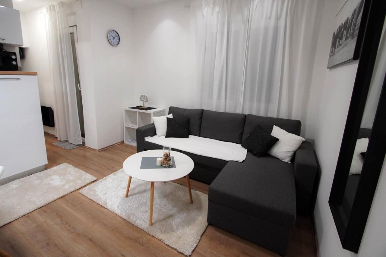 Apartment 4trees Airport *