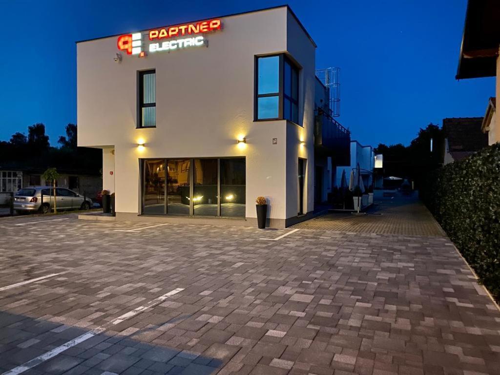 4trees Airport Apartment Velika Gorica